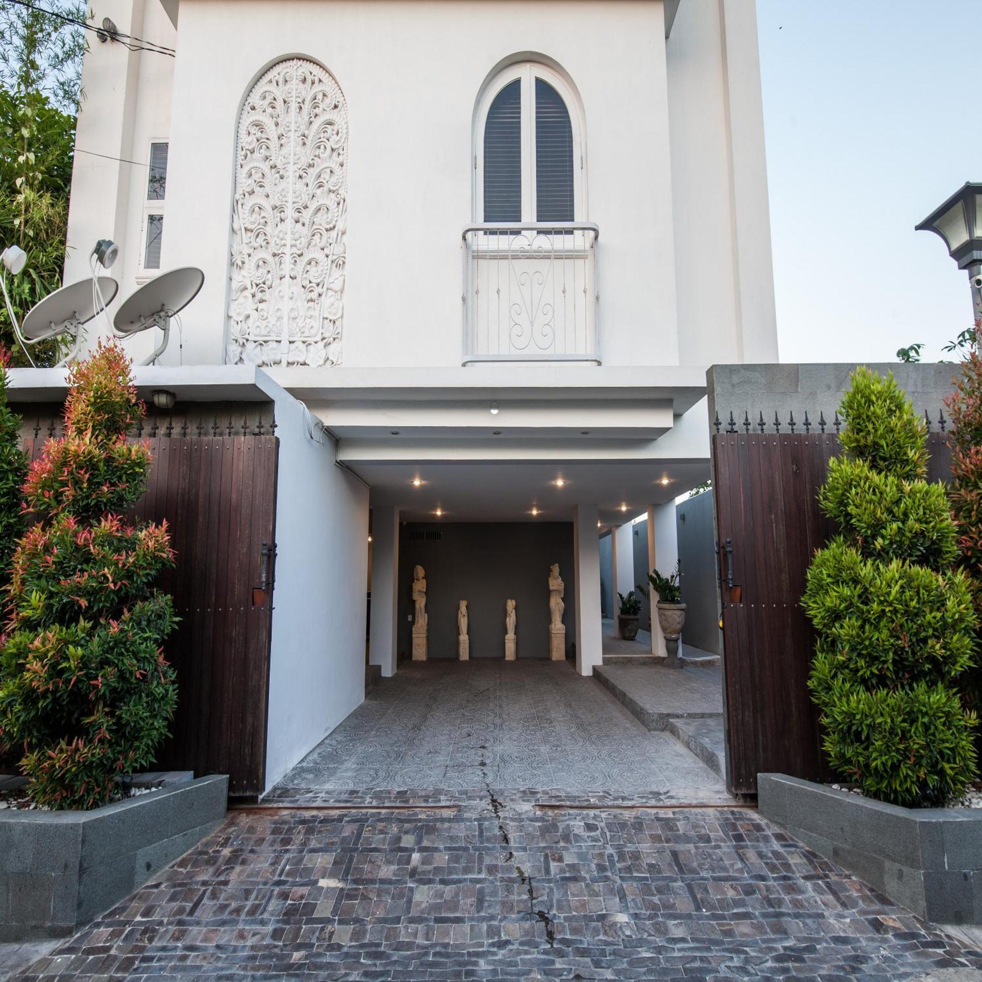 The Lavana Batavia Residence Umalas Seminyak  Exterior photo