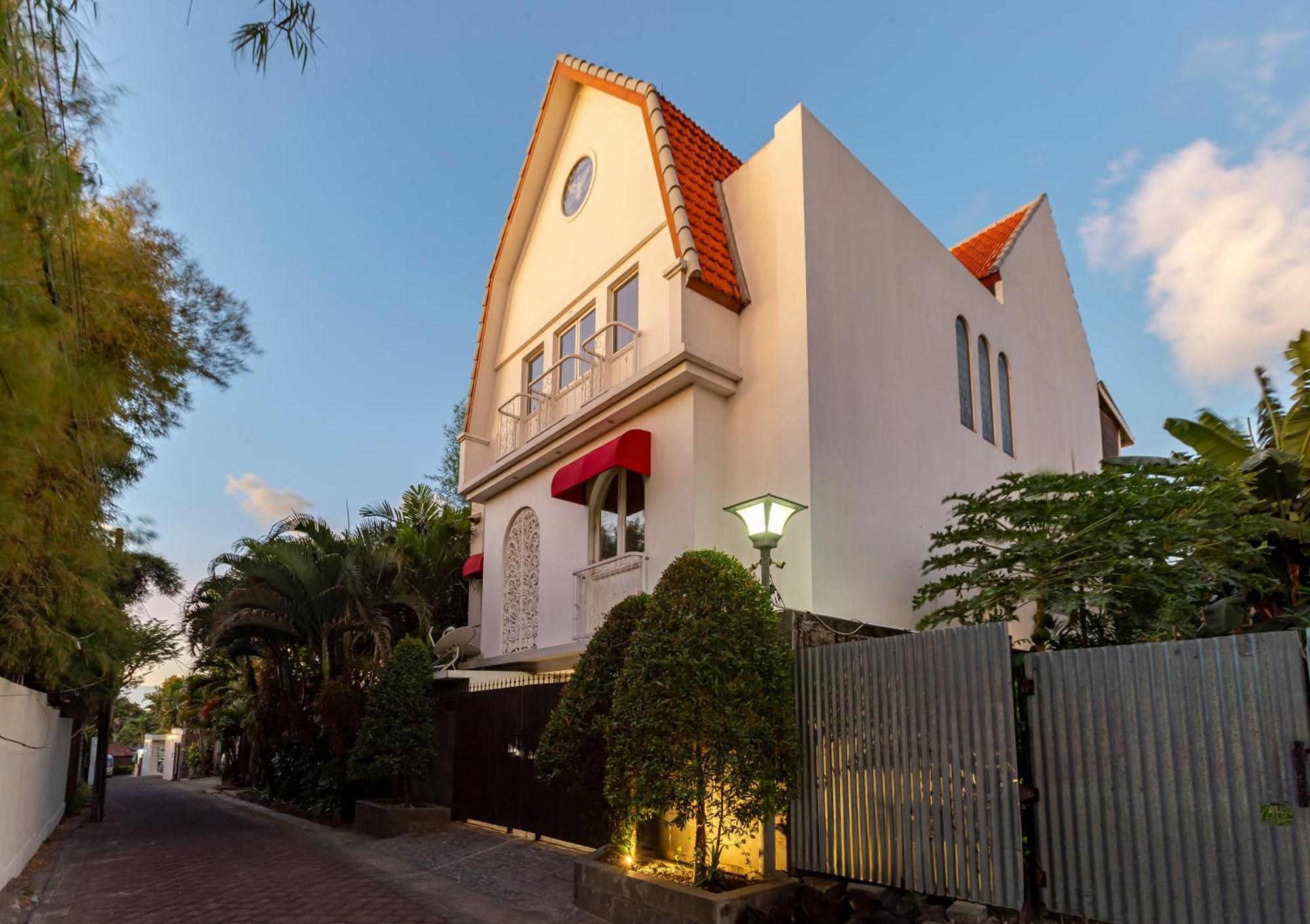 The Lavana Batavia Residence Umalas Seminyak  Exterior photo